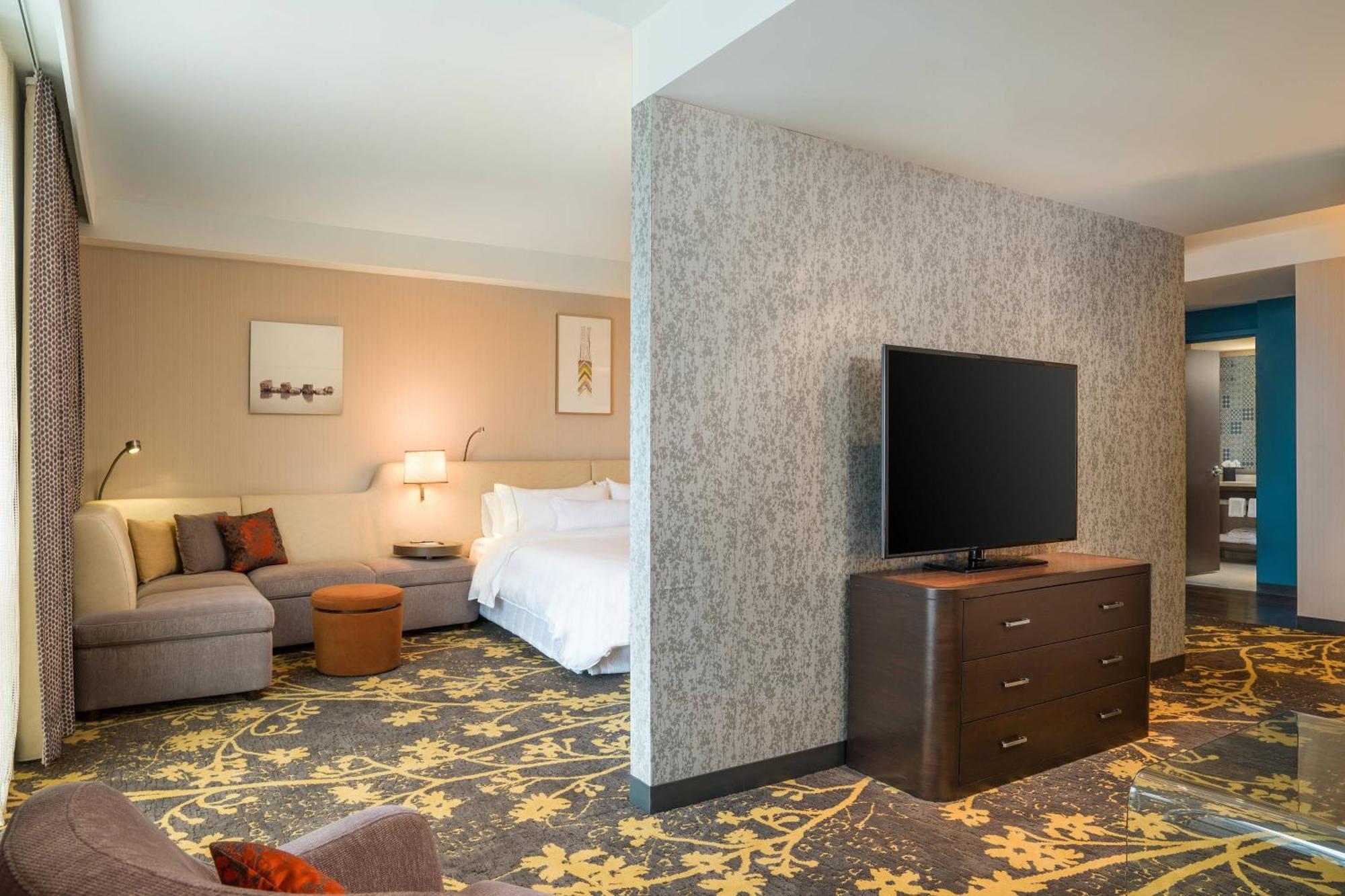 The Westin Cleveland Downtown Hotel Exterior photo
