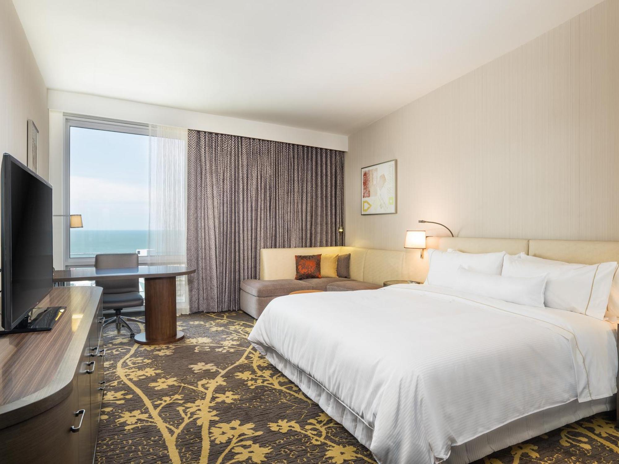 The Westin Cleveland Downtown Hotel Exterior photo